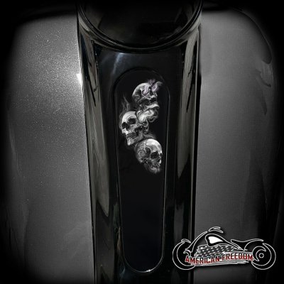 Harley 8 Inch Dash Insert - 3 Smoking Skulls