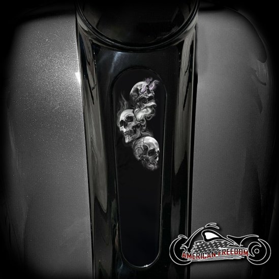 Harley 8 Inch Dash Insert - 3 Smoking Skulls