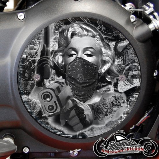 Victory Derby Cover - BW Gunner Marilyn