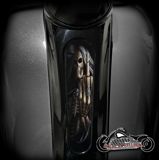 Harley 8 Inch Dash Insert - Middle Finger Reaper